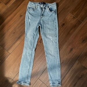High waisted skinny jeans